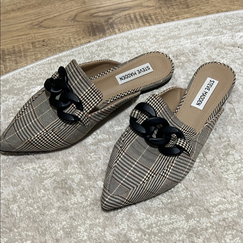 Steve Madden Checkered Mules - Black and Tan